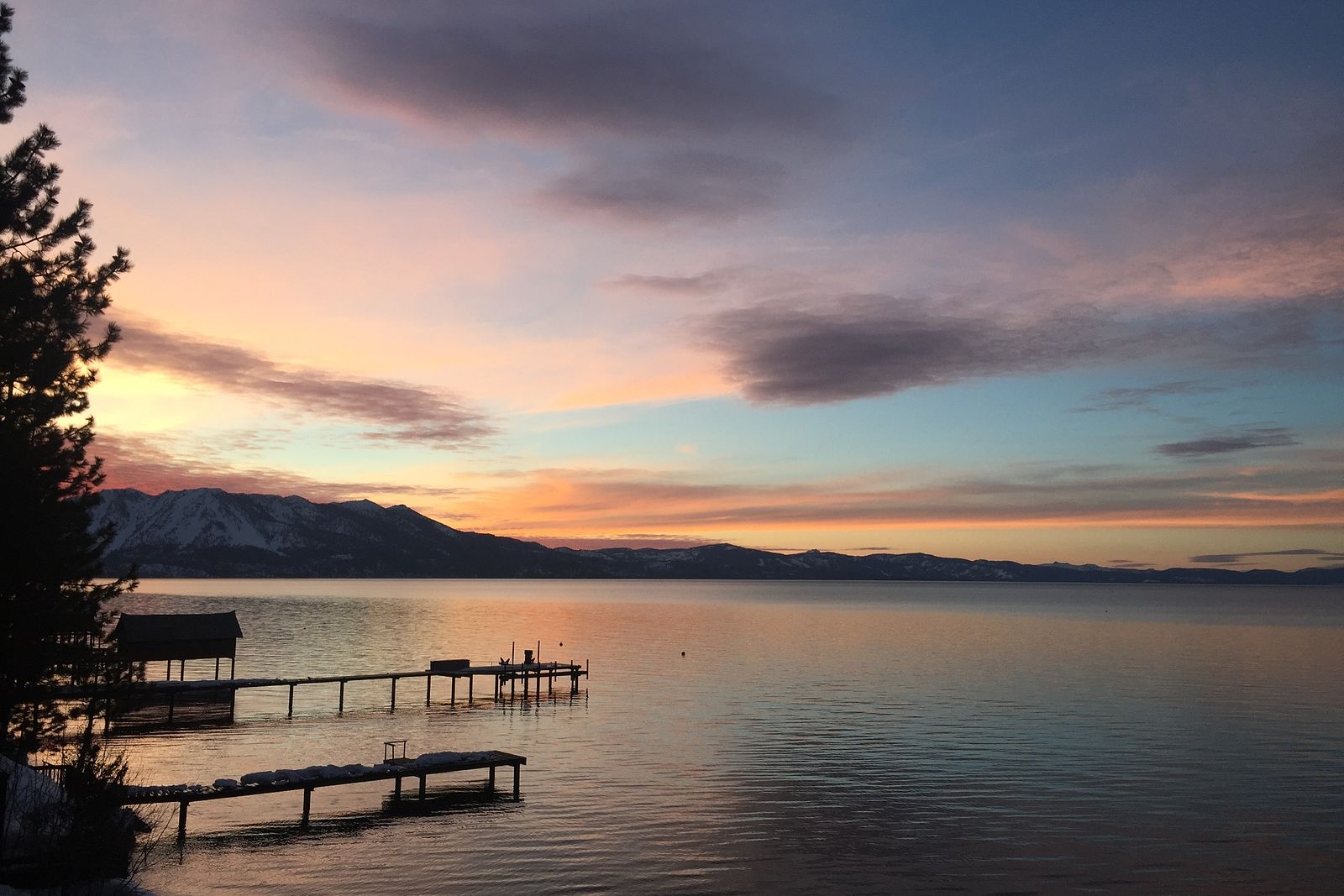 The Beachcomber Inn beside Lake Tahoe at sunset.